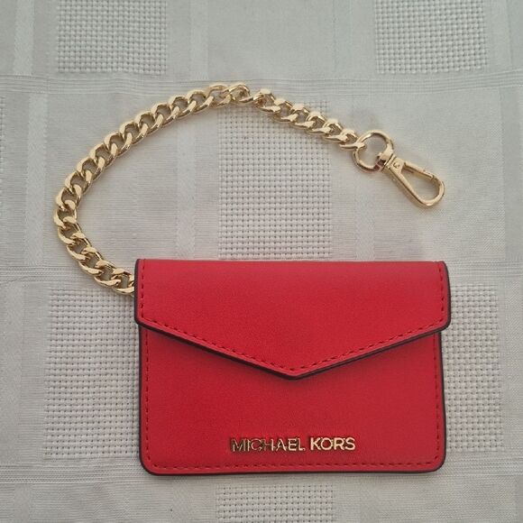 HOST PICK🥳 Michael Kors Scarlet Card Holder with Gold Chain - Picture 3 of 16